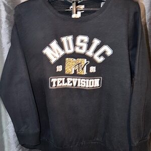 MTV Logo Black and White Tag Sweatshirt plus size retro MTV logo